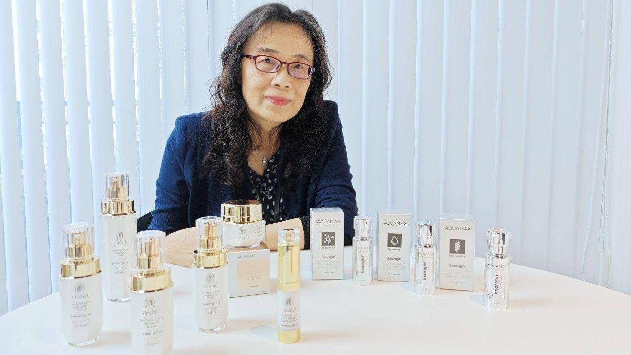 郭静冻龄“肌泌”全靠兰花？AQUAMAX进驻101狂掀外泌体保养革命 最新资讯 图3张