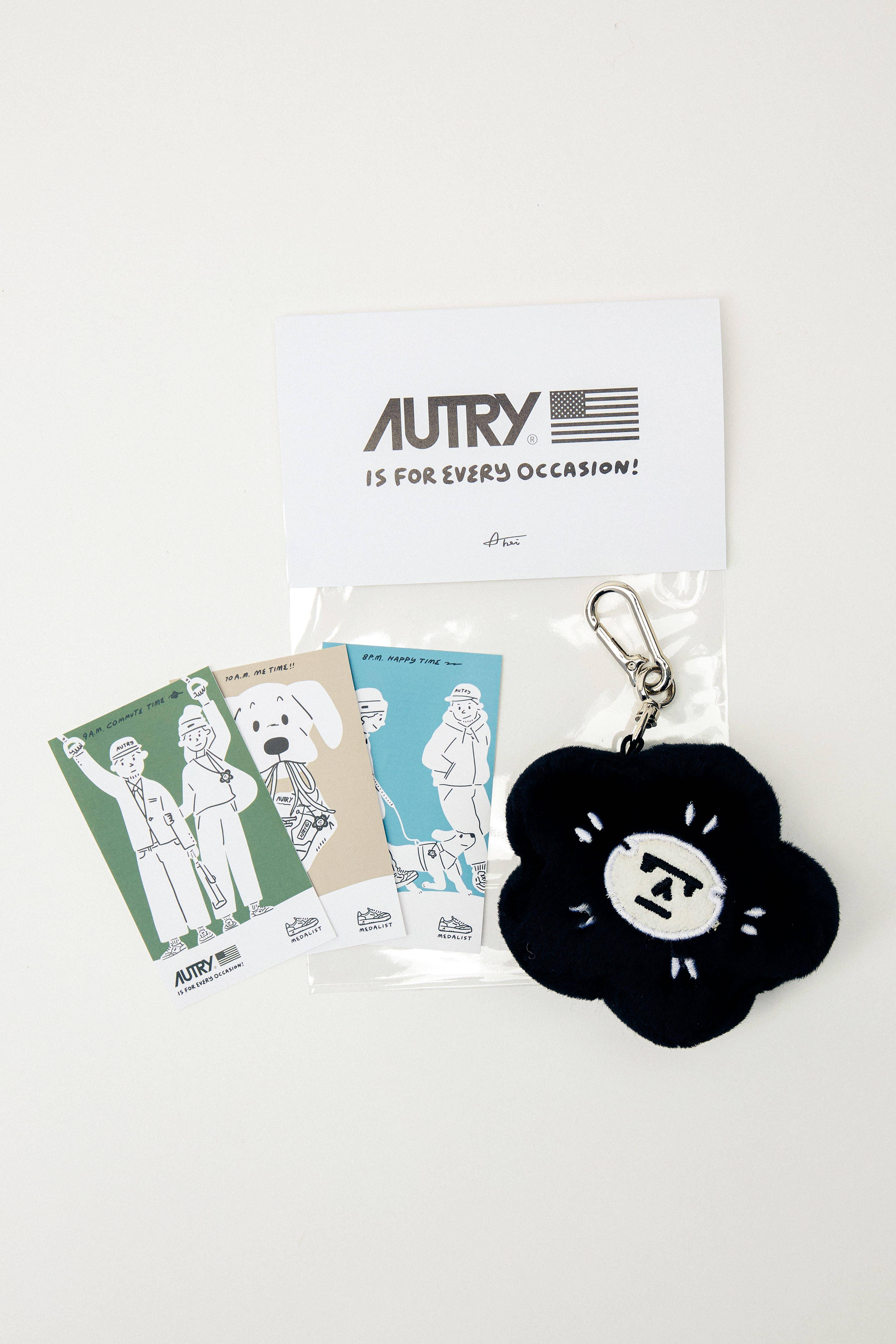 《难哄》章若楠同款小白鞋进化！AUTRY梦幻新色、与台艺术家打造小花吊饰 名人名流 图4张