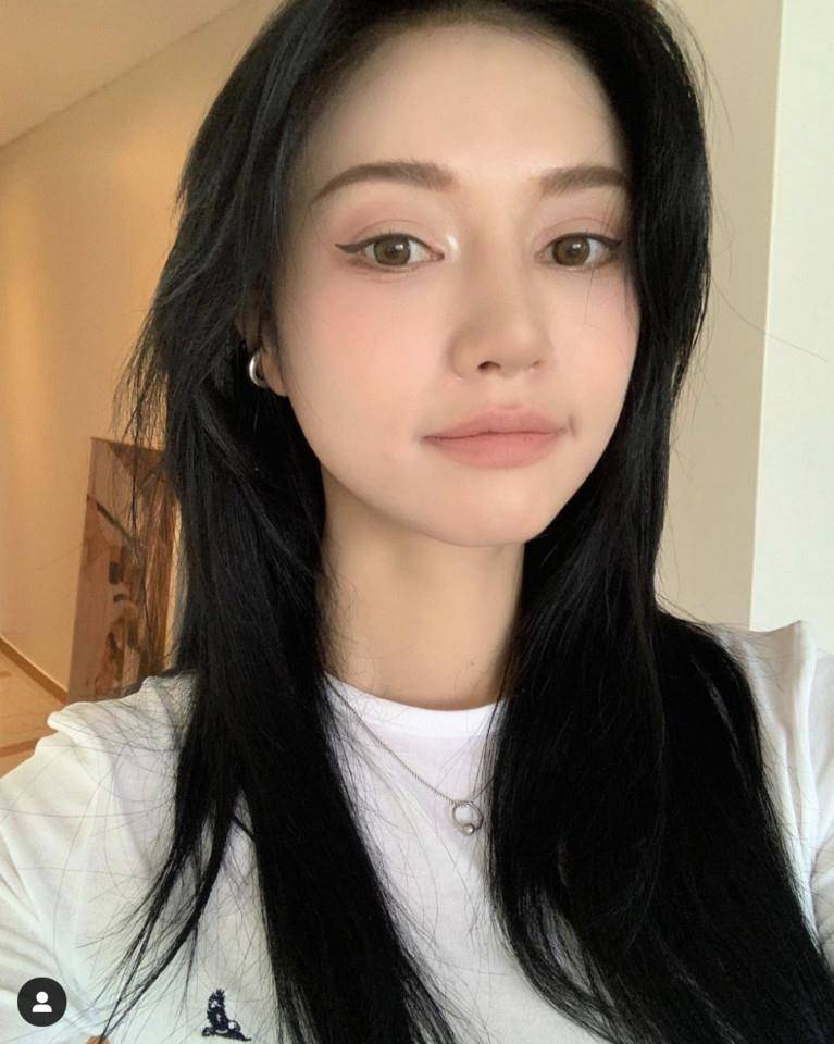 ▲草莓鼻,粉刺,保养。（图／sora_pppp IG）