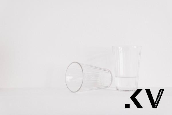 ▲▼水,玻璃杯,水杯,喝水（图／取自免费图库LibreStock）