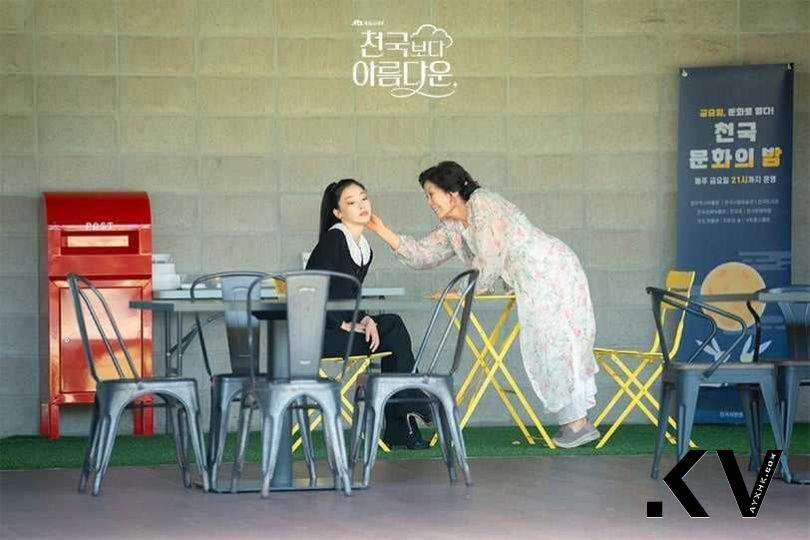 《比天堂还美丽》爆红人间猫咪崔熙真　演活小黑猫索尼亚掀全网热搜 最新资讯 图2张