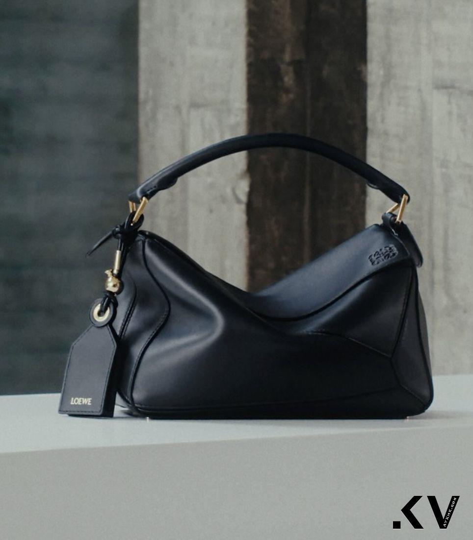 说流行／Loewe夺最热门品牌、UNIQLO平价袜也上榜！Lyst 2025首季榜单曝 时尚穿搭 图2张