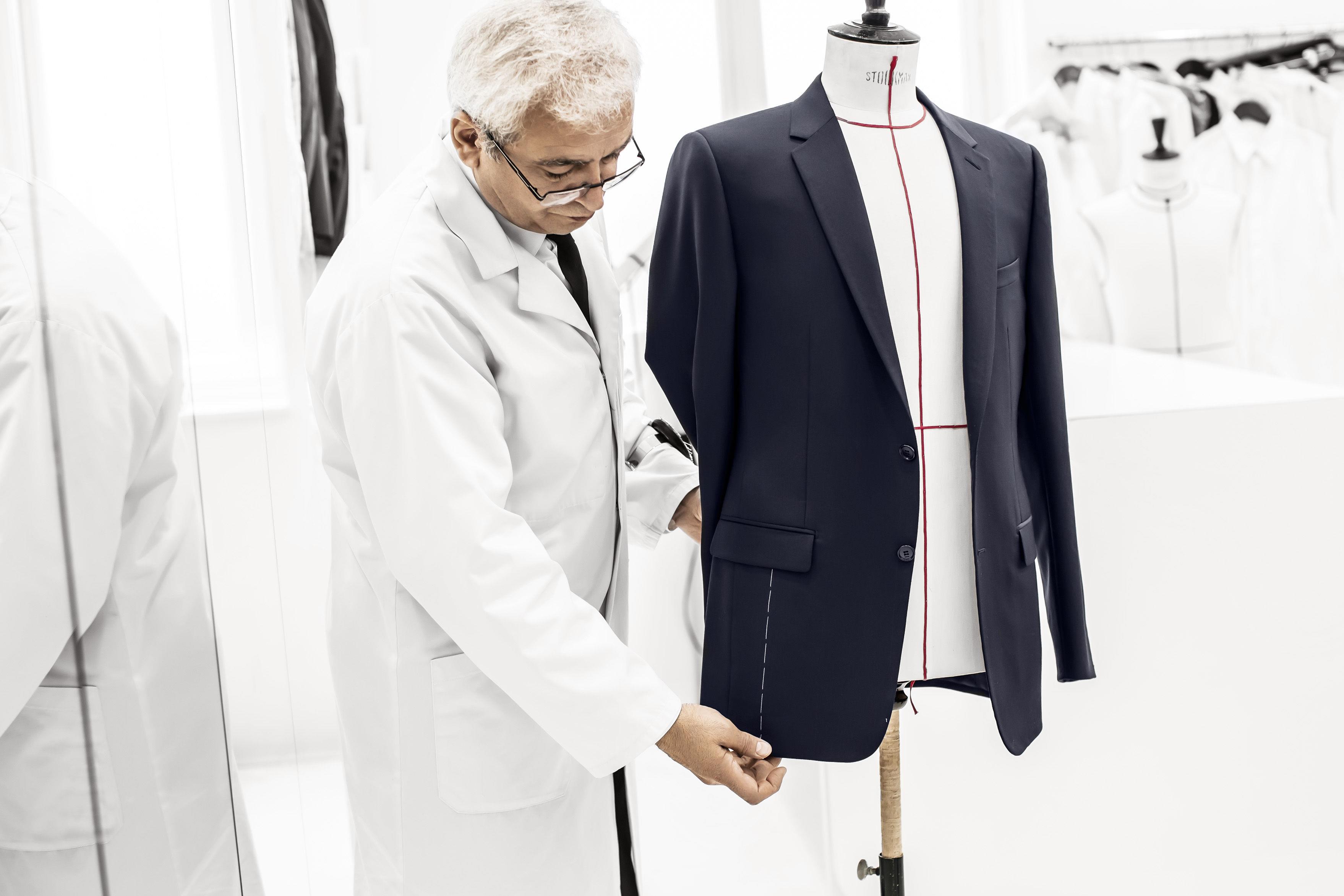 DIOR球鞋颜色、包包材质自己决定！订製沙龙期间限定登场 时尚穿搭 图2张