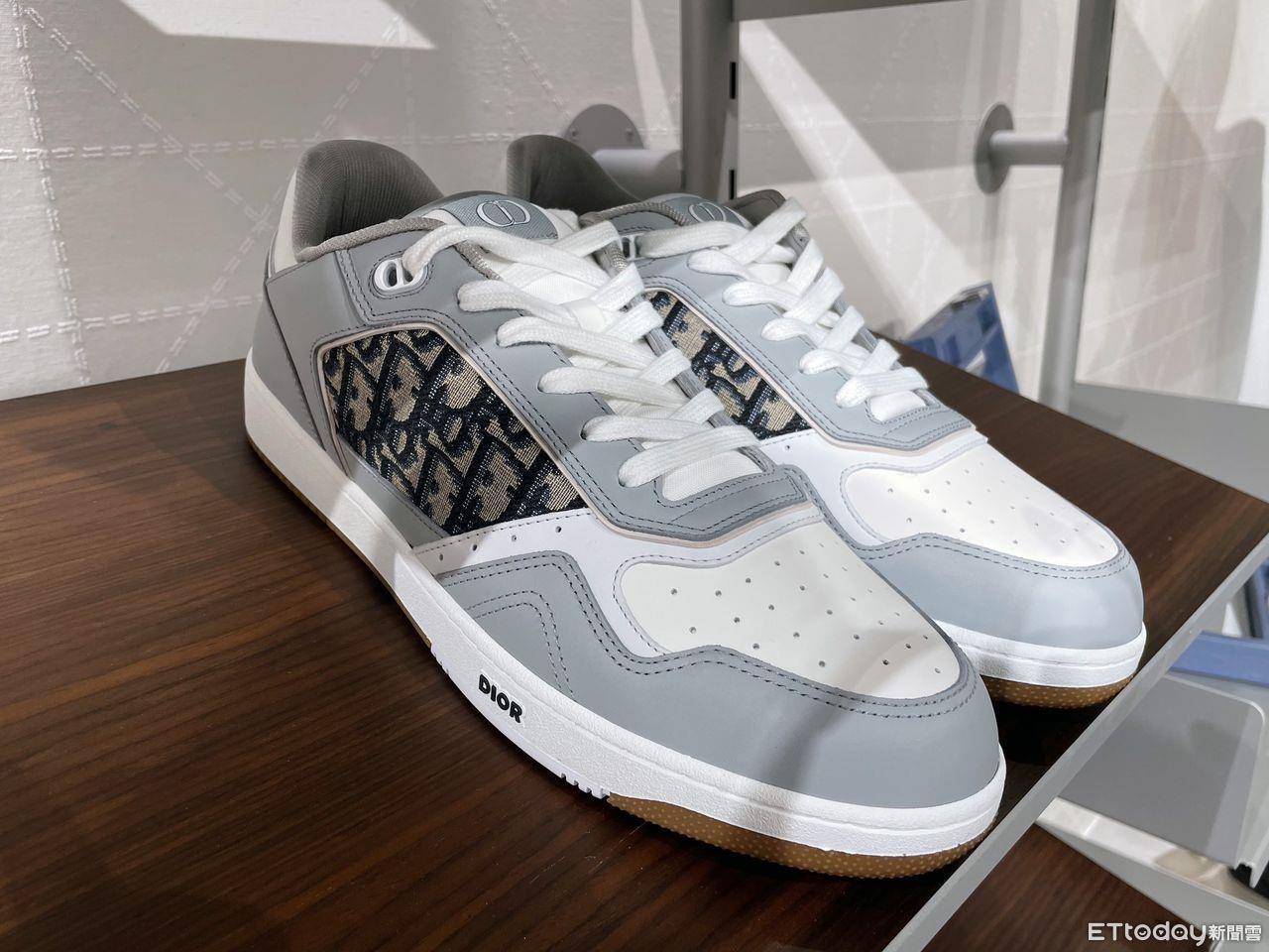 DIOR球鞋颜色、包包材质自己决定！订製沙龙期间限定登场 时尚穿搭 图12张