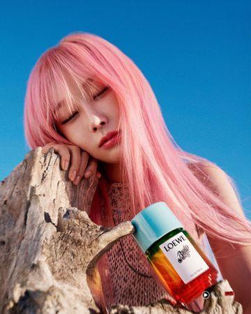 Acqua di Parma打造地中海珍酿淡香精、LOEWE邀来Giselle演绎夏日视觉 最新资讯 图7张