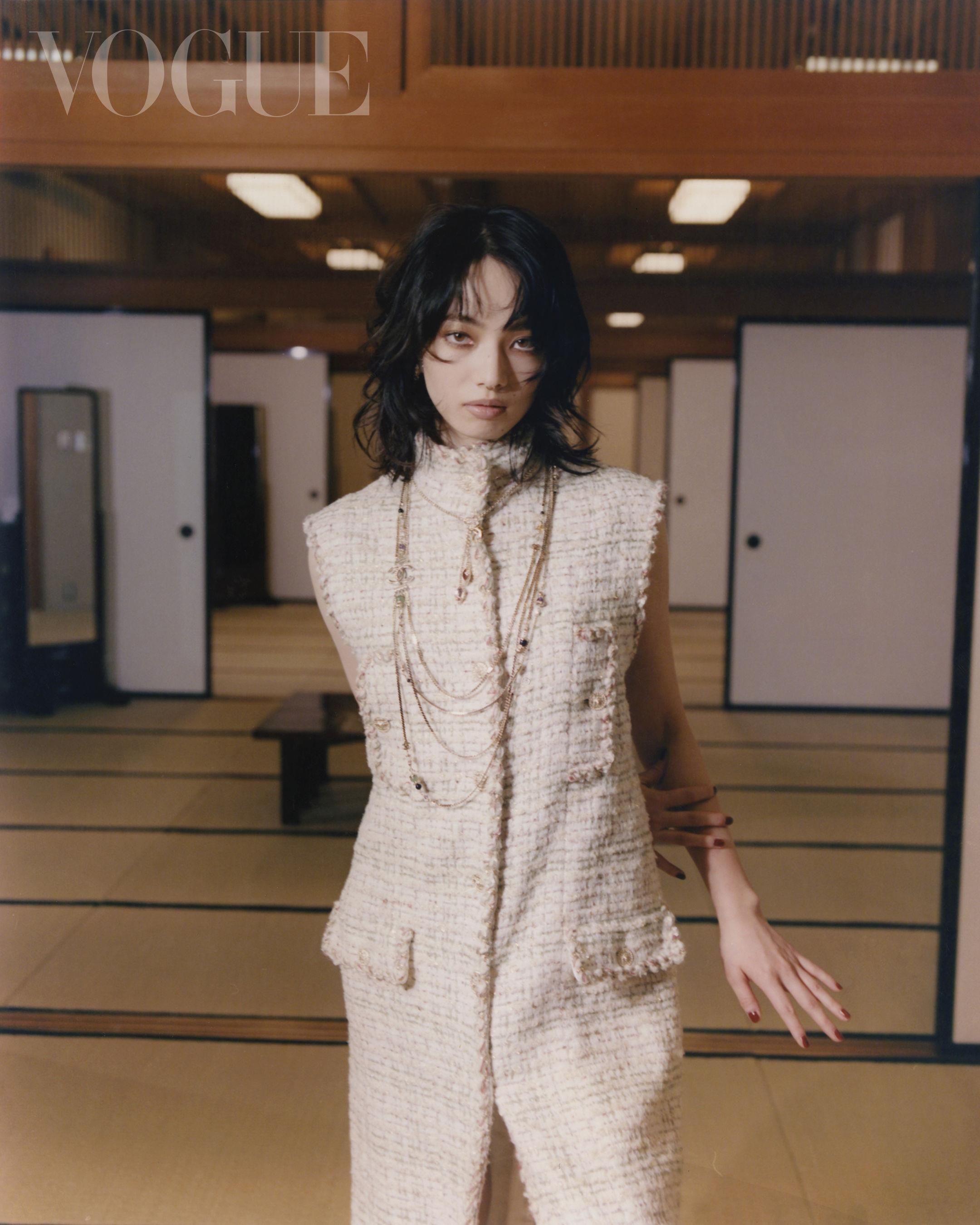 厌世女神小松菜奈穿香奈儿登封飘仙气　“曾只想当模特儿”曝接戏标准 名人名流 图4张